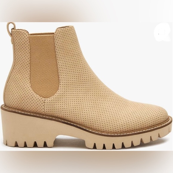 Coconuts by Matisse Footwear Womens Preston Chunky Chelsea Boot- Natural - Picture 2 of 9
